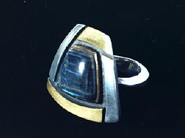 Bague "Mondrian" spectrolite    CHF 490.-